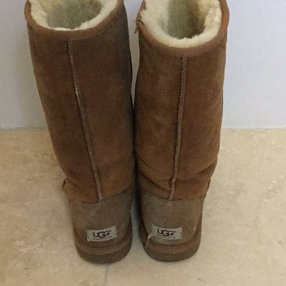 UGG classic boots 9